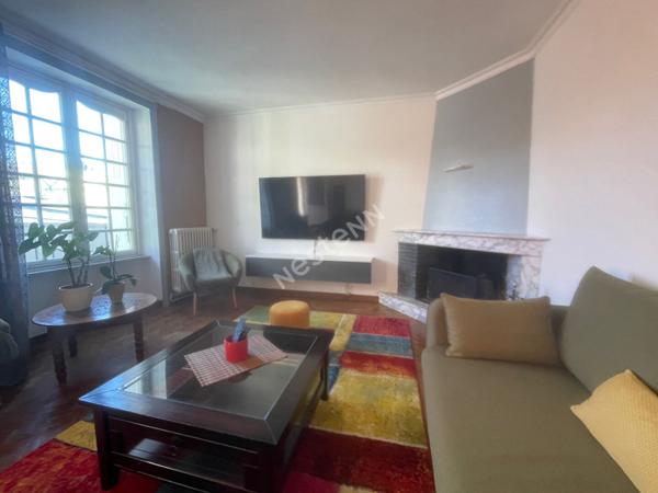 Appartement spacieux de 5 pièces à Ploërmel (56800)