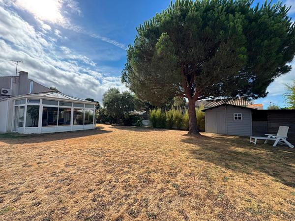 Maison LE FENOUILLER 6 pièces 255m2