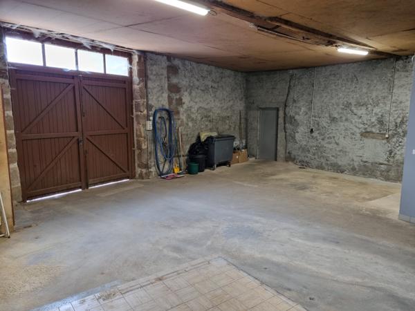 Commerce à vendre à Lesterps (16420) - Charente