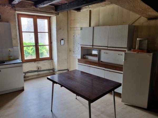 Commerce à vendre à Lesterps (16420) - Charente