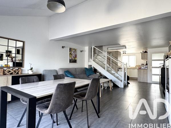 Maison à vendre 4 pièces 96 m² Neuville-en-Ferrain