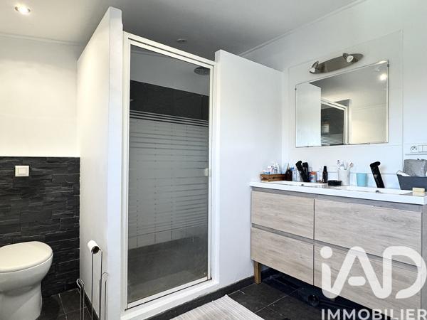 Maison à vendre 4 pièces 96 m² Neuville-en-Ferrain