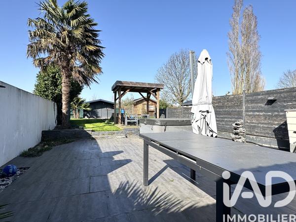 Maison à vendre 4 pièces 96 m² Neuville-en-Ferrain