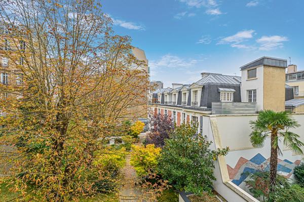 Élégant 4 pièces avec balcon - Place Victor Hugo, Paris 16e