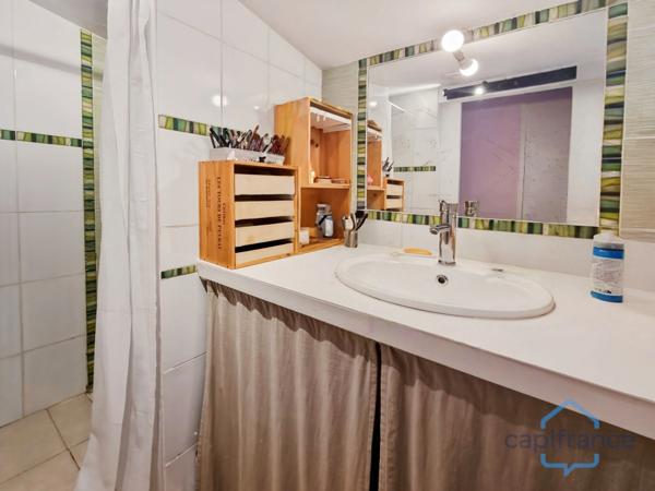 Appartement de 120m² avec 6 pièces - Terrasse et terrain privatif de 170m² - Parkings