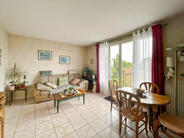 Appartement Gagny 2 pièces lumineux avec vue dégagée