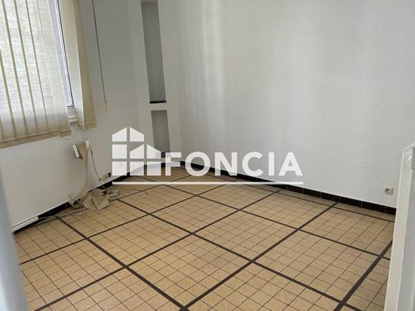 Location Local commercial 10 pièces 260 m² - 10 BOULEVARD ARAGO Rivesaltes 66600