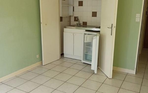 Appartement à louer    1 pièce •  Tours
