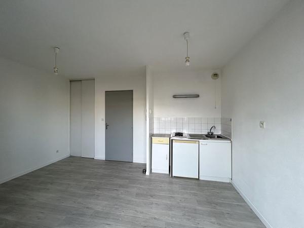 "APPARTEMENT LE MANS 1 PIECE 20M2"