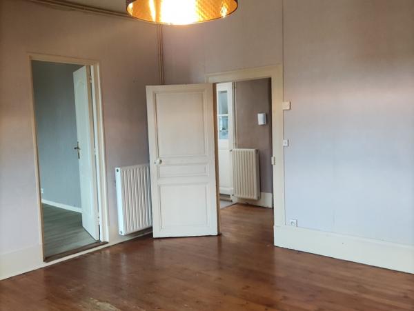 Location Appartement 4 pièces Bayeux (14400) - 25 rue aux coqs 14400 Bayeux