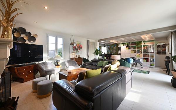 Maison à vendre    6 pièces •  Saint-Clément-des-Baleines