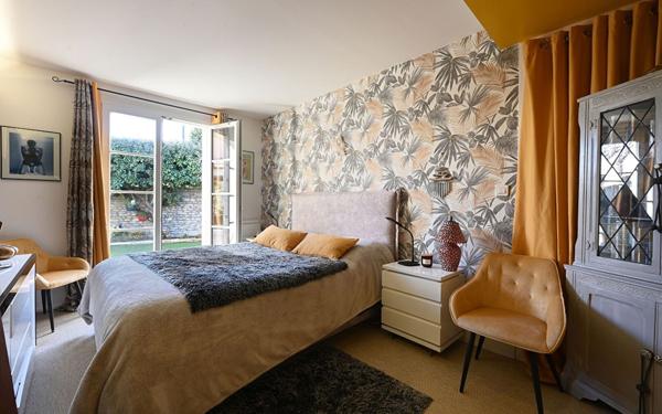 Maison à vendre    6 pièces •  Saint-Clément-des-Baleines