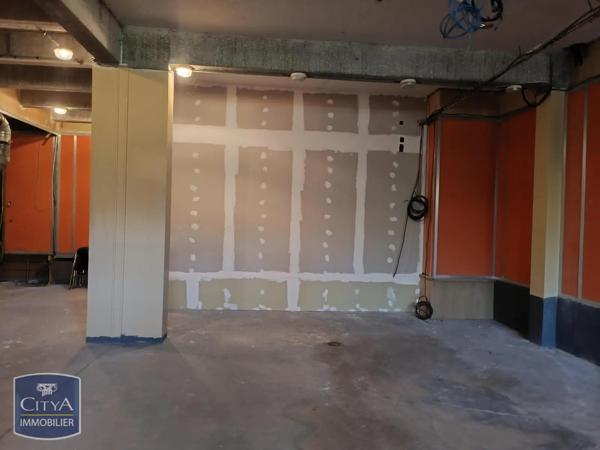 Local commercial à vendre 448m² Guéret (23000)