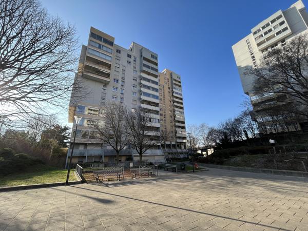 Location Appartement 3 pièces GRENOBLE (38100) - 80, Avenue de Constantine - 60.38m² 690 €/mois - Gerimm