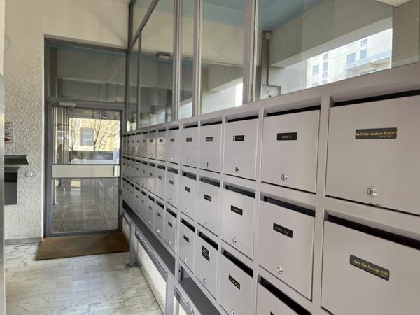 Location Appartement 3 pièces GRENOBLE (38100) - 80, Avenue de Constantine - 60.38m² 690 €/mois - Gerimm