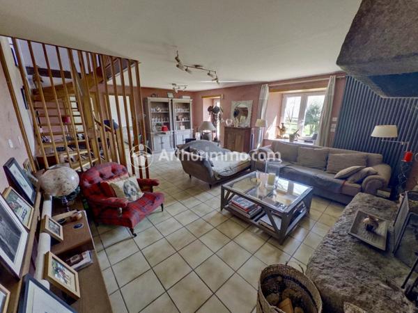 Vente Maison 6 pièces 157 m2 à Kergrist-Moëlou