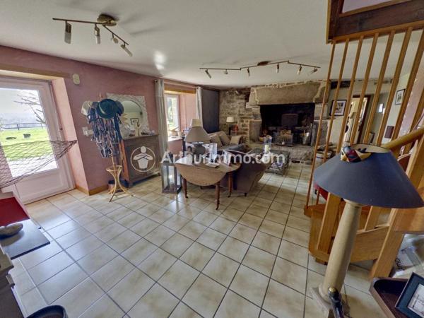 Vente Maison 6 pièces 157 m2 à Kergrist-Moëlou