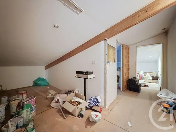 Maison à vendre  4 pièces - 154,38 m 2   CHATEAURENARD  - 13