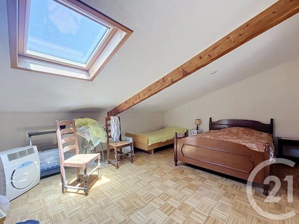 Maison à vendre  4 pièces - 154,38 m 2   CHATEAURENARD  - 13