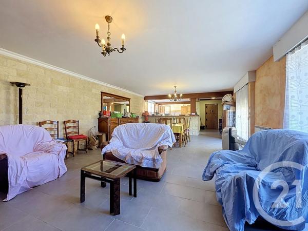 Maison à vendre  4 pièces - 154,38 m 2   CHATEAURENARD  - 13