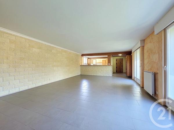 Maison à vendre  4 pièces - 154,38 m 2   CHATEAURENARD  - 13