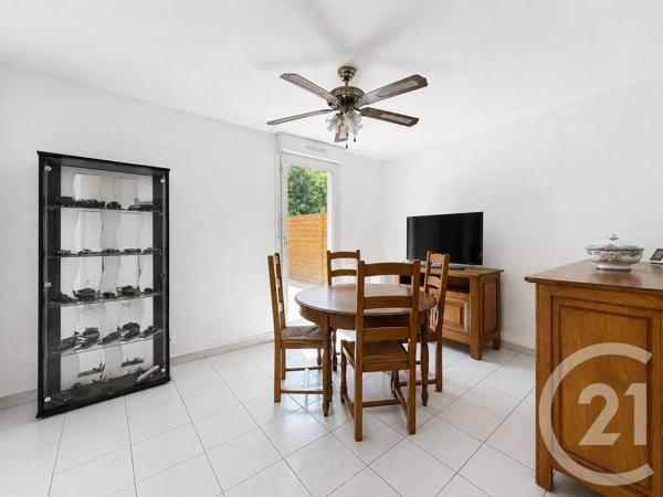 Appartement F2 à vendre  2 pièces - 39,84 m 2   MARSEILLE  - 13013