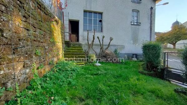 Maison 7 pèces à rénover – grand garage, atelier et petit jardin – Monthureux-sur-Saône (88)