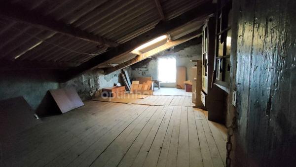 Maison 7 pèces à rénover – grand garage, atelier et petit jardin – Monthureux-sur-Saône (88)