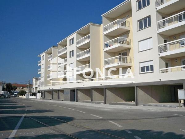 Location Appartement 3 pièces 61.6 m² - 5 QUAI DES COMMANDANTS FAVIER Port Saint Louis Du Rhone 13230
