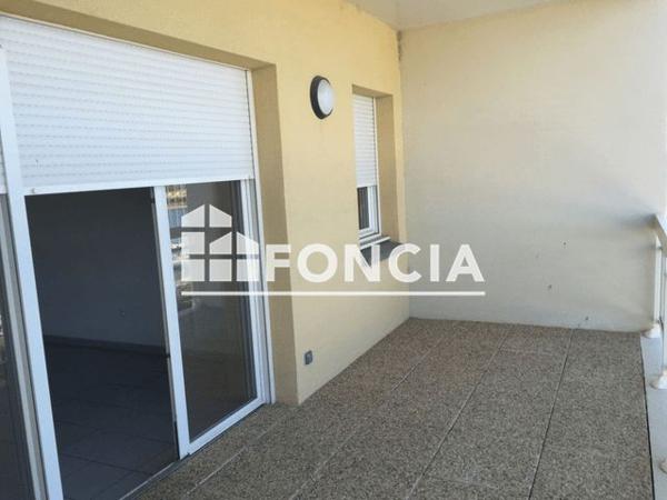 Location Appartement 3 pièces 61.6 m² - 5 QUAI DES COMMANDANTS FAVIER Port Saint Louis Du Rhone 13230