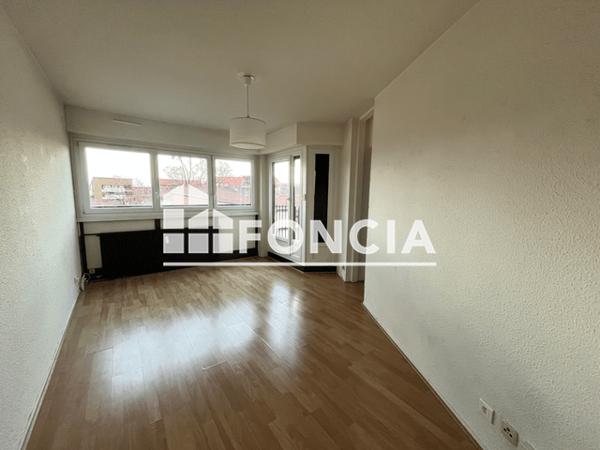 Location Studio 21.8 m² - 5 PLACE DU MARCHE Thonon Les Bains 74200