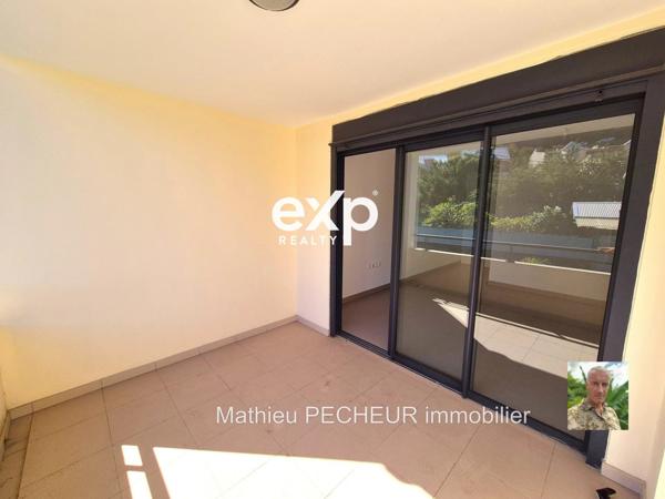 Saint-Gilles-Les-Bains / Centre-ville / Appartement T4 Duplex(3 chambres) 101.62 m2