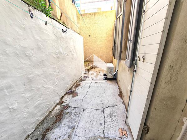 Appartement T2 avec grande terrasse de 18 m² Marseille 13005  La Conception / Camas