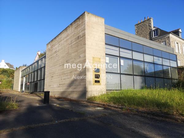 Local Commercial à TREGUIER, 22220 - 9 pièces 180m²