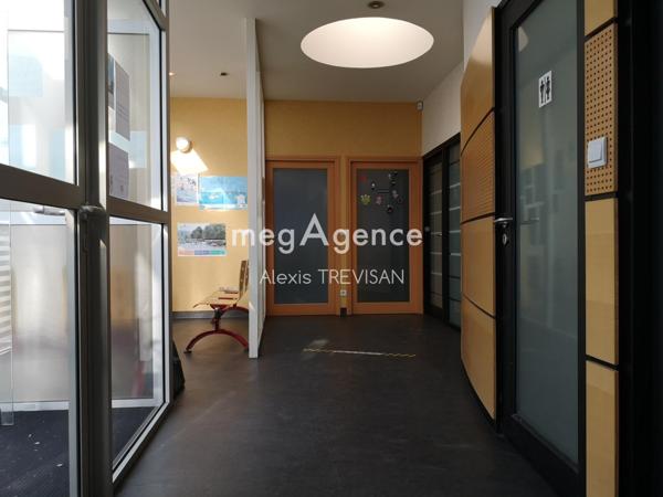 Local Commercial à TREGUIER, 22220 - 9 pièces 180m²