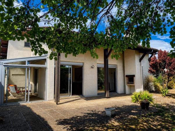 Pessac Centre. Jolie maison familiale