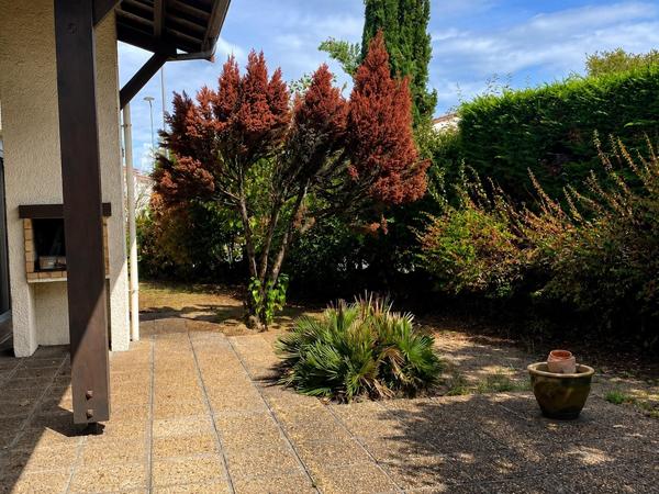 Pessac Centre. Jolie maison familiale