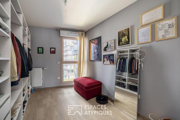 Contemporain avec grand balcon et garage