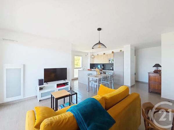 Appartement F3 à vendre  3 pièces - 66,91 m 2   SETE  - 34