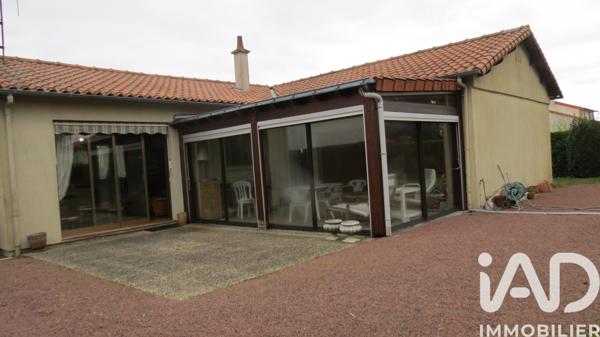 Maison à vendre 5 pièces 104 m² Saint-Léger-sous-Cholet