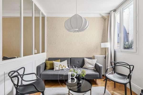 Paris 16ème, Appartement  28 m² à vendre