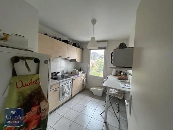 Appartement à louer 4 pièces 79.1m² Clermont-Ferrand (63100)