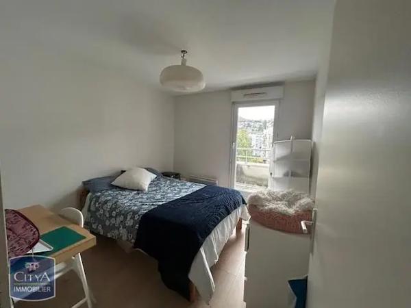 Appartement à louer 4 pièces 79.1m² Clermont-Ferrand (63100)