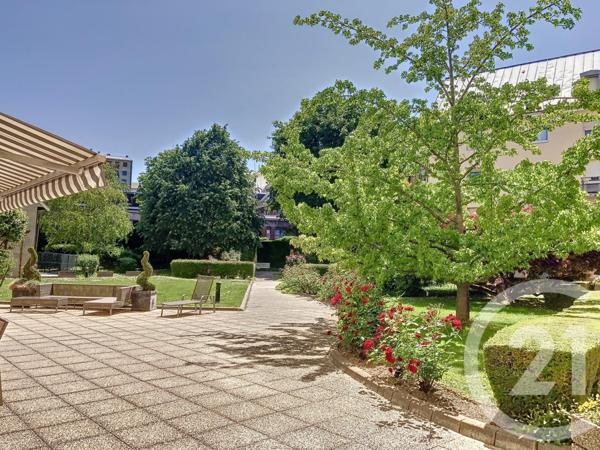 Appartement à vendre  2 pièces - 47 m2 TROYES - 10