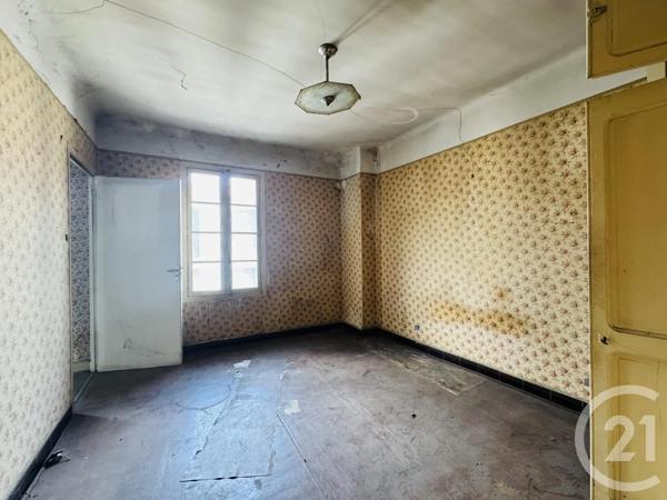 Appartement T5 à vendre  5 pièces - 96,74 m 2   ARLES SUR TECH  - 66
