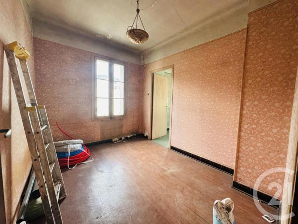 Appartement T5 à vendre  5 pièces - 96,74 m 2   ARLES SUR TECH  - 66