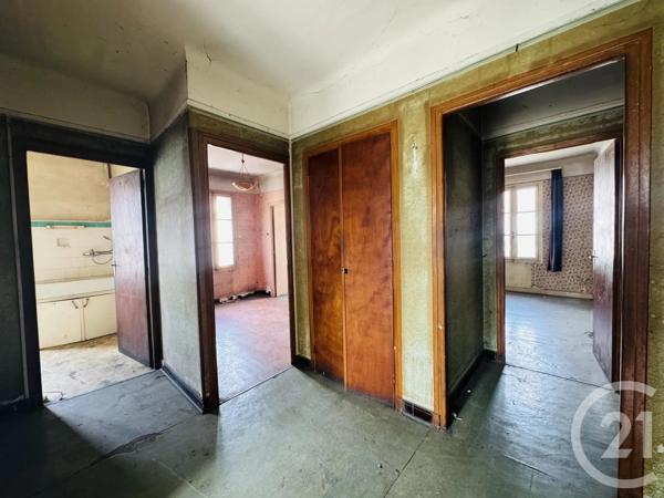 Appartement T5 à vendre  5 pièces - 96,74 m 2   ARLES SUR TECH  - 66