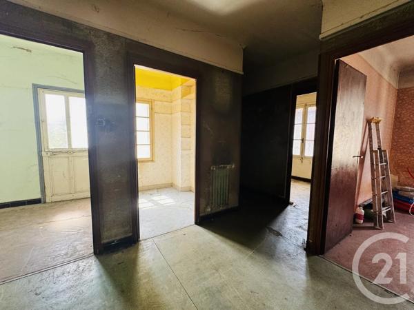 Appartement T5 à vendre  5 pièces - 96,74 m 2   ARLES SUR TECH  - 66