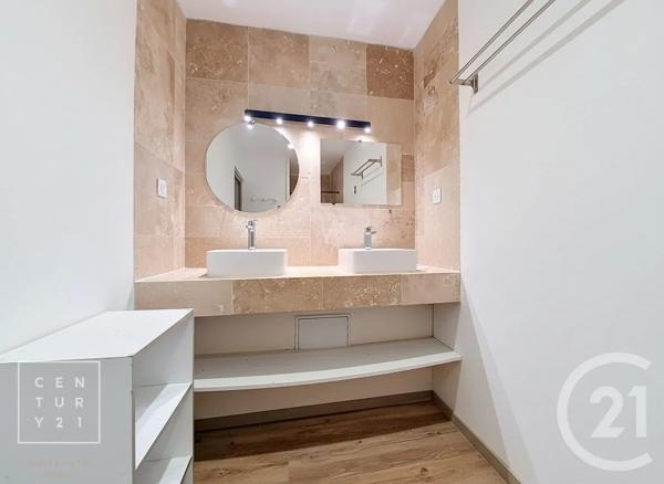 Maison à vendre  5 pièces - 255 m 2   ST ESTEVE  - 66