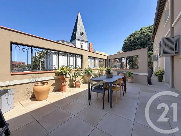 Maison à vendre  5 pièces - 255 m 2   ST ESTEVE  - 66